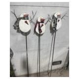 Primitive snowman yard stakes
