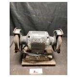 Bench grinder