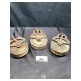 Barn pulleys