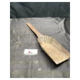 Ash shovel