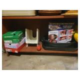 Roasters and misc kitchen supplies