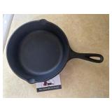 Lodge cast iron skillet