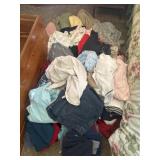 Womenï¿½s medium- large clothing