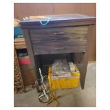 Sewing machine stand and sewing kit