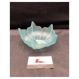Viking glass flower pedal bowl