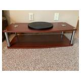 Riser and turntable