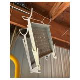 Ladder stabilizers