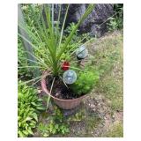 Flower Pot with Decor