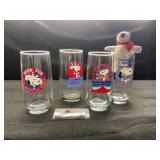 1958 vote for Snoopy glasses
