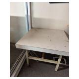 Small childï¿½s table