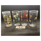 1850-1960 peanuts character, glasses, Snoopy,