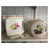 Two Fruit Pitchers and Pie spatula
