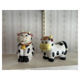 Cow creamer and sugar
