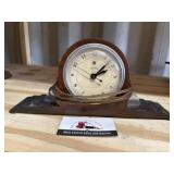 Mantle clock