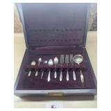 Flatware set
