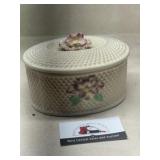 Ceramic trinket box