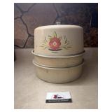 Vintage metal cake carrier