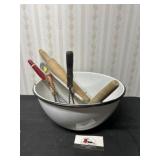 Enamel Pan and kitchen primitives