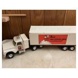 Vintage' The Homefoamers' semi truck