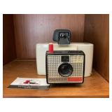 Polaroid Land Camera Swinger Model 20