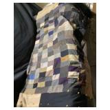 Quilt approximately 70 x 80