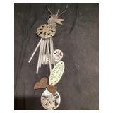 Whispering fine pewter, wind, chime