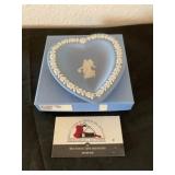 Wedgewood white on blue tray heart
