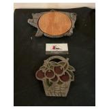 Metal trivets