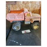 Nylint metal dump truck
