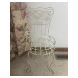 Metal childrenï¿½s chair plant holder