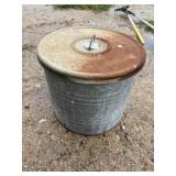Galvanized bucket with lid