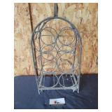 Wire wine holder