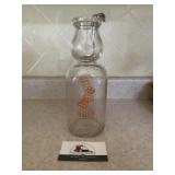 Glass Onstad Dairy glass gar with cream spoon