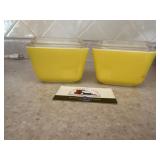 Yellow Pyrex refrigerator bowls