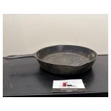 Griswold cast iron skillet