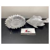 Metal dishes