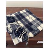 Lambswool scarf