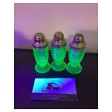 Uranium glass shakers