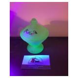 Satin uranium dish
