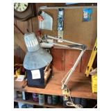 Table lamp