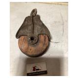 Barn pulley