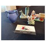 Figurines