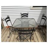 Outdoor table and chairs