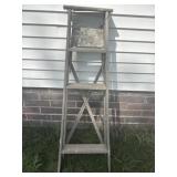 Wooden Step Ladder