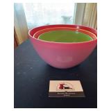 Nesting bowls