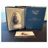 Schmid Hummel egg