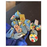 Tin litho noise makers