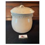 Chamber pot and lid