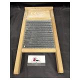 Glass wash board