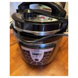 Pressure cooker
